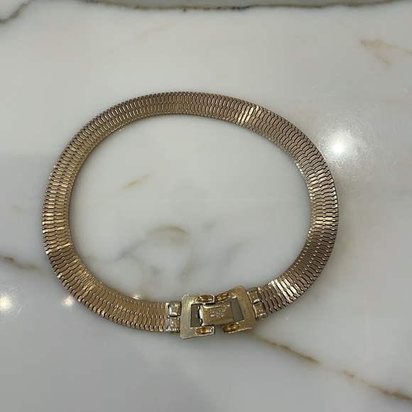 Coro Vintage Gold Tone Collar Necklace—BEAUTIFUL!!  Excellent Condition! - Picture 5 of 10